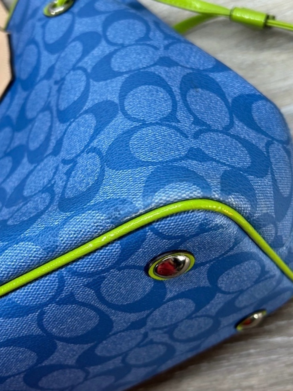Coach Blue Signature Tote with Lime Center Stripe and Beige Trim - Picture 7 of 14